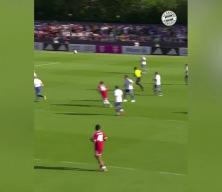 Bayern M&uuml;nih geleneği s&uuml;rd&uuml;r&uuml;yor: Bu kez de 15-0 kazandılar!