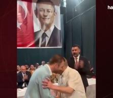 Belediye Başkanı partisinden istifa etti! Yeni partisini a&ccedil;ıkladı