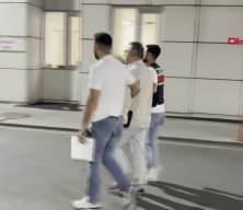 Gazeteci Cem K&uuml;&ccedil;&uuml;k g&ouml;zaltına alındı