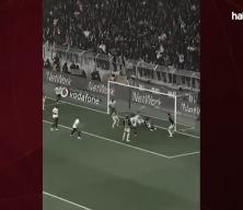 Salih U&ccedil;an'dan Beşiktaş'a duygusal veda!