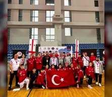 Yıldız Milli takımı G&uuml;rcistan&rsquo;da 8&rsquo;i altın olmak &uuml;zere toplam 14 madalya kazandı