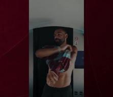 D&uuml;nyaca &uuml;nl&uuml; golc&uuml; Salah Trabzonspor formasıyla poz verdi