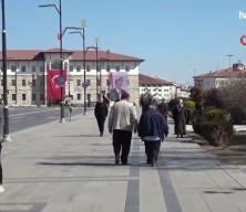 Emeklinin beklediği fark &ouml;demesi hesaplara aktarıldı  