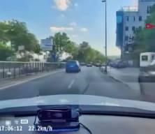 Ey&uuml;psultan'da trafikte tartıştığı s&uuml;r&uuml;c&uuml;n&uuml;n &ouml;n&uuml;n&uuml; kesti: 'Kafanı keserim'