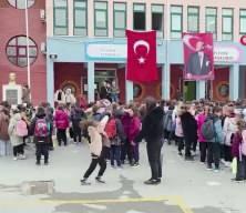 Okullarda g&uuml;venlik tedbrileri &uuml;st d&uuml;zeye &ccedil;ıkıyor! 30 bin kişi işe alınacak...