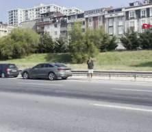 Sultangazi TEM Otoyolu&rsquo;nda 10 aracın karıştığı zincirleme kaza
