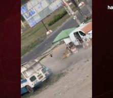 Ukrayna'da sokak satıcısına dronlu saldırı! O anlar kamerada