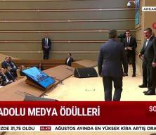 &ldquo;11. Anadolu Medya &Ouml;d&uuml;lleri&rdquo; sahiplerini buldu: &Uuml;LKE TV'ye &ccedil;ifte &ouml;d&uuml;l
