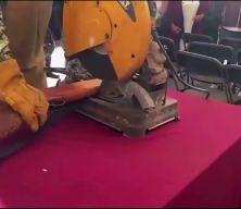 Askeri t&uuml;feği kazara ateş aldı, 4 kişi yaralandı