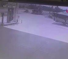 Denizli'de eşkıyalık! Silah zoruyla gen&ccedil; kadını ka&ccedil;ırdı