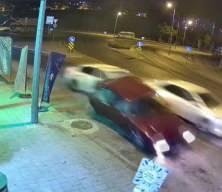 Denizli'de hareketli gece! Ka&ccedil;an ve 4 araca &ccedil;arpan s&uuml;r&uuml;c&uuml;ye 450 bin TL ceza kesildi