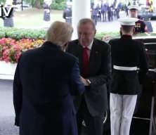 Erdoğan ile Trump telefonda g&ouml;r&uuml;şt&uuml;