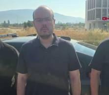 Eski Bakan'dan a&ccedil;ıklama! &Ouml;rg&uuml;t &uuml;yeleri onun adına tahsisli ara&ccedil;la ka&ccedil;arken yakalandı