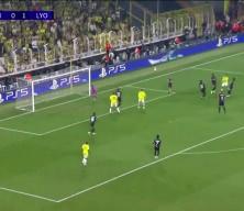 Fenerbah&ccedil;e turu Fransa'ya bıraktı