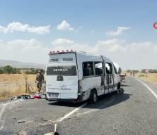 Lice'de 7 kişinin &ouml;ld&uuml;ğ&uuml; trafik kazasında s&uuml;r&uuml;c&uuml; tutuklandı