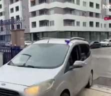 Belediyenin kul&uuml;besinde zehir ticareti yapmış: Su&ccedil;&uuml;st&uuml; yakalandı!
