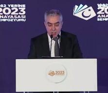 Cumhurbaşkanı Başdanışmanı Mehmet U&ccedil;um'dan dikkat &ccedil;eken "referandum" mesajı
