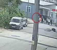 Ev sahibi dehşet sa&ccedil;tı: T&uuml;feği alıp balkondan kiracısını vurdu