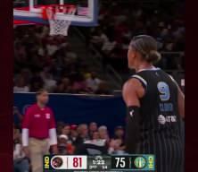 FET&Ouml;'c&uuml; Enes Kanter, eski Beşiktaşlı kadın basketbolcuyla tartıştı! Salondan kovuldu