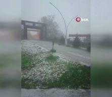 Kars&rsquo;ta dolu kabusu: Dakikalar i&ccedil;erisinde etraf beyaza b&uuml;r&uuml;nd&uuml;