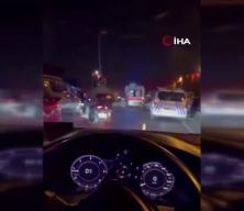 K&uuml;&ccedil;&uuml;k&ccedil;ekmece'de ş&uuml;pheli ara&ccedil; takibinde kaza: 3 yunus polisi yaralandı