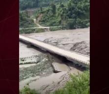 Nepal'de yaşanan sel felaketinde &ouml;l&uuml; sayısı 95'e y&uuml;kseldi