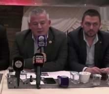 İş&ccedil;ileri maaşları &uuml;zerinden haksız kazan&ccedil; iddiası &uuml;zerine G&ouml;rdes Belediye başkanı hakkında soruşturma başlatıldı