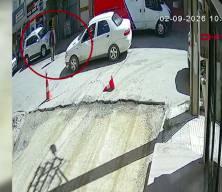 &Ccedil;orum'da geri manevra yapan minib&uuml;s yayayı ezdi
