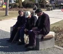 Enflasyon d&uuml;ğ&uuml;m&uuml; &ccedil;&ouml;z&uuml;l&uuml;yor: İşte masadaki 3 farklı zam senaryosu!