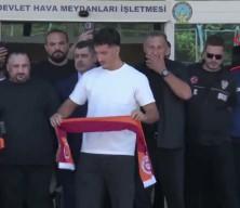 Galatasaray, Deniz G&uuml;l'&uuml; duyurdu! Bonservis bedeli a&ccedil;ıklandı