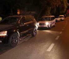 Polisin ş&uuml;phe &uuml;zerine durdurduğu ara&ccedil;tan cinayet ş&uuml;phelileri &ccedil;ıktı