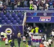 UEFA soruşturma başlattı: Guendouzi ve Greenwood i&ccedil;in istenen cezalar ortaya &ccedil;ıktı!