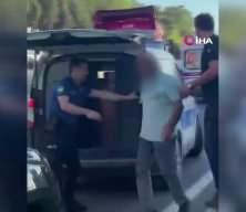 Ak&ccedil;akoca-Alaplı yolunda feci kaza: 4 &ouml;l&uuml;, 8 yaralı