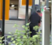 Uyuşturucu ş&uuml;phesi aileyi birbirine kattı: Babasının boğazını sıktı