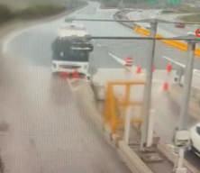 Kuzey Marmara Otoyolu'ndaki kaza anı kamerada