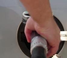 Almanya&rsquo;da benzin fiyatları tarihi zirvede: Litre fiyatı 2,30 euroya &ccedil;ıktı