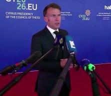 Macron&rsquo;dan 15 yaş altına sosyal medya yasağı &ccedil;ağrısı: T&uuml;m Avrupa&rsquo;da uygulanmalı