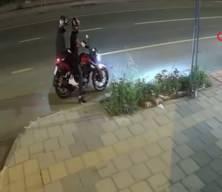 Motosikletle geldiler, kurşun yağdırdılar: O anlar ortaya &ccedil;ıktı! Ş&uuml;pheliler tutuklandı
