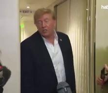Trump'tan dikkat &ccedil;eken silah stoğu mesajı: İddialara sert yanıt verdi!