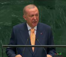 Erdoğan su&ccedil;larını bir bir y&uuml;zlerine vurdu: Dayamayıp salonu terk ettiler