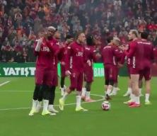 Galatasaray'da savunma alarm veriyor