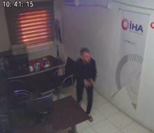 Şanlıurfa'daki 5,4'l&uuml;k deprem anı kamerada