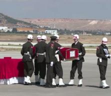 Şehit Uzman &Ccedil;avuş Coşkun Sevim i&ccedil;in Gaziantep Havalimanı'nda t&ouml;ren d&uuml;zenlendi