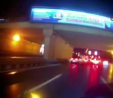 Avcılar E-5&rsquo;te motosiklet kazası kask kamerasında