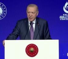 Başkan Erdoğan: "Adaletten ka&ccedil;abileceğini sananlar kendilerini g&uuml;vende hissetmemelidir"