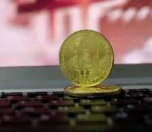Bitcoin'de sert d&uuml;ş&uuml;ş! 82 bin dolar sınırında kritik bekleyiş
