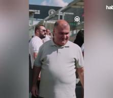 Efsane pilot 32 yıllık hayale ortak oldu! G&ouml;rme engelli Levent ile İstanbul'da tura &ccedil;ıktı