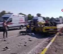 Konya&rsquo;da feci kaza: 3 &ouml;l&uuml;, 1 yaralı