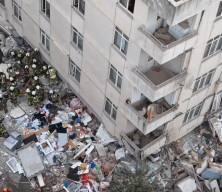 Maltepe&rsquo;deki&nbsp; 5 kişiye mezar olan binada&nbsp;skandal detay: Kolondan deniz kabuğu &ccedil;ıktı!