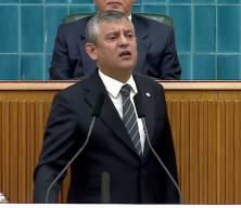 &Ouml;zg&uuml;r &Ouml;zel'in isim vermeden Tugay'ı hedef aldı: Hain oğlu hain